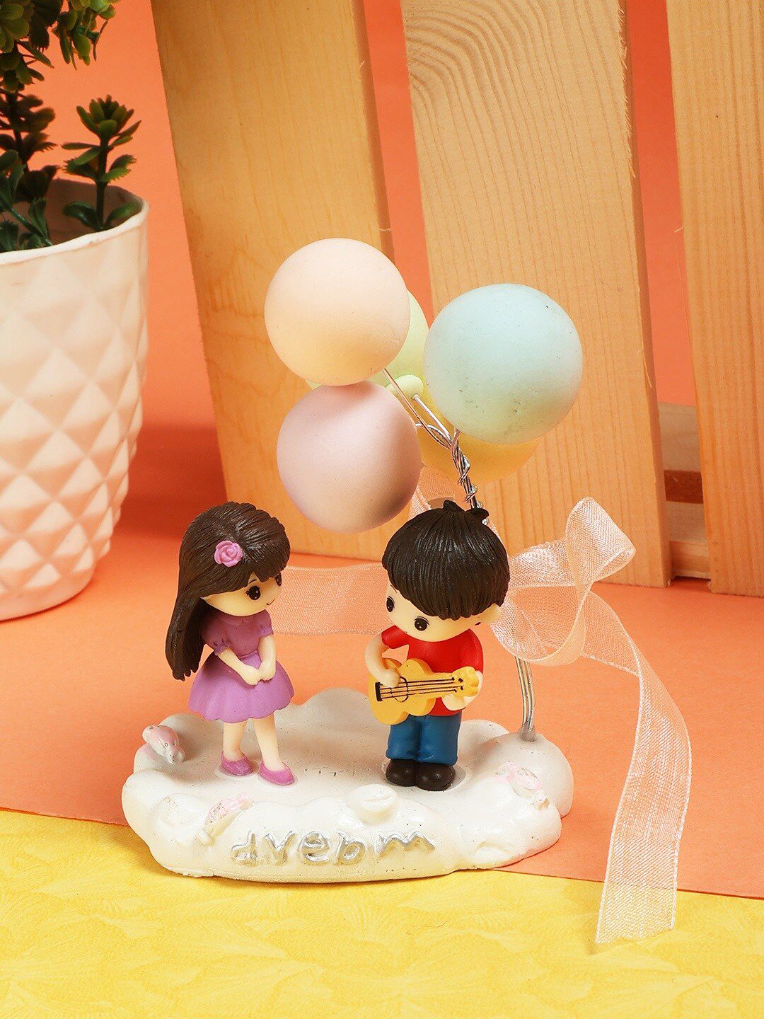 CHOCOZONE Miniature Couple Valentine Gift Showpiece Price in India