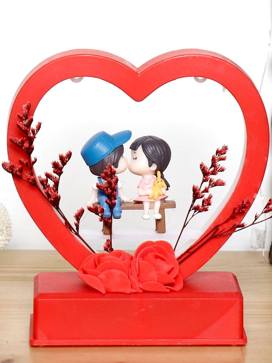 CHOCOZONE Red Miniature Couple Valentine Gift Showpiece With Lights Price in India