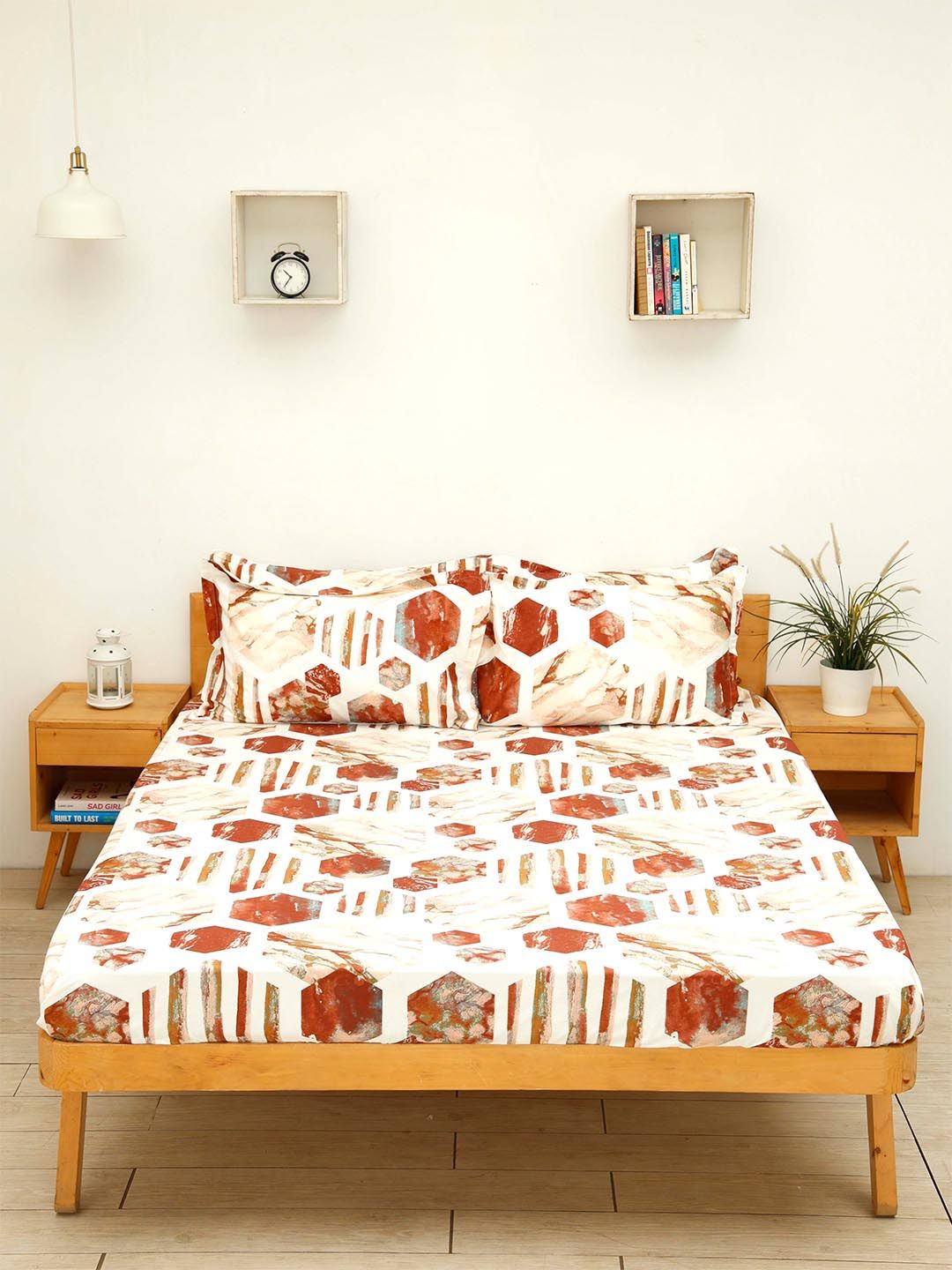 Ariana 120 TC Geometric Print Flat Cotton King Bedsheet With 2 Pillow Covers Price in India