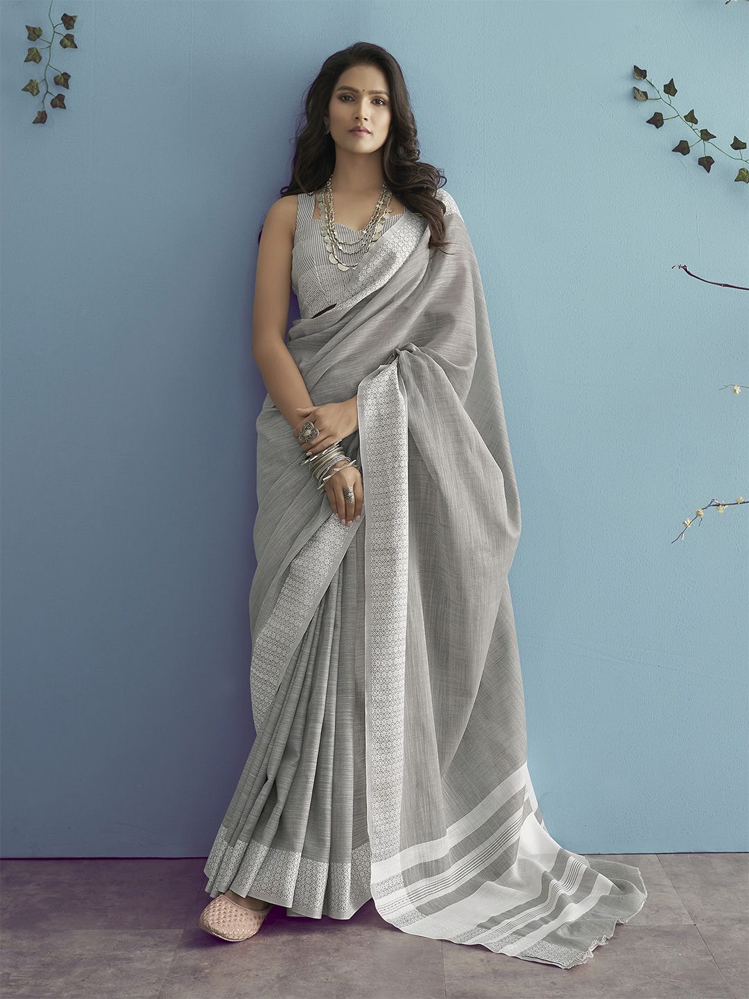 elora Grey & White Solid Linen Blend Saree Price in India