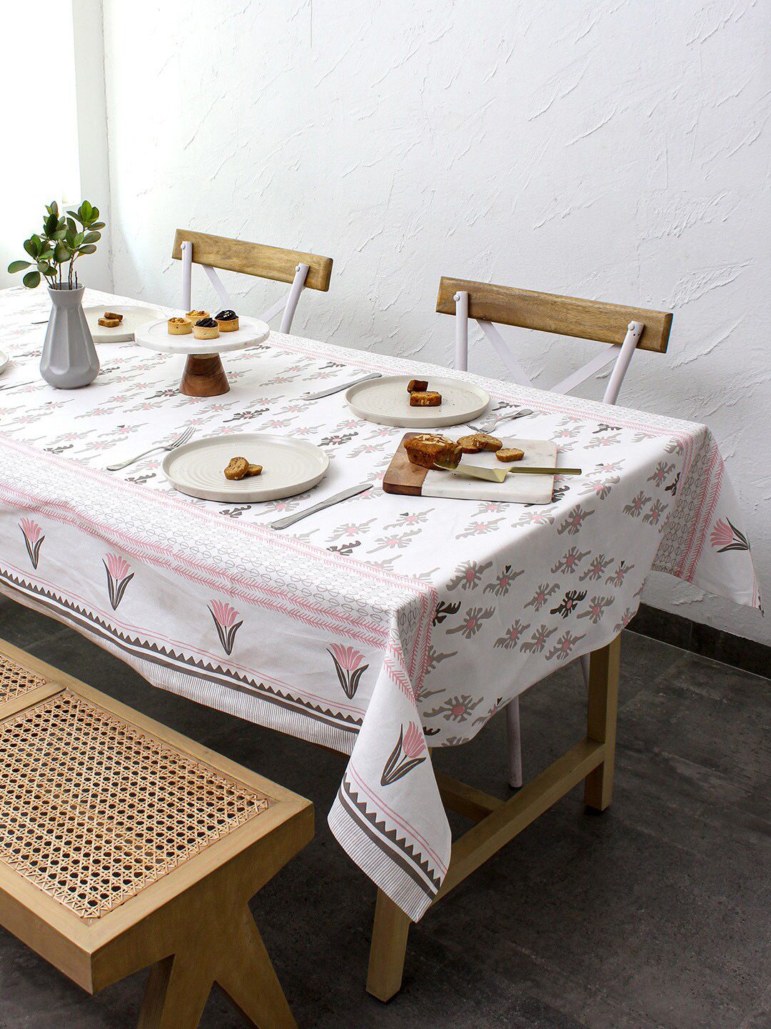 House This Pink Printed 6 Seater Cotton Table Cover Price in India