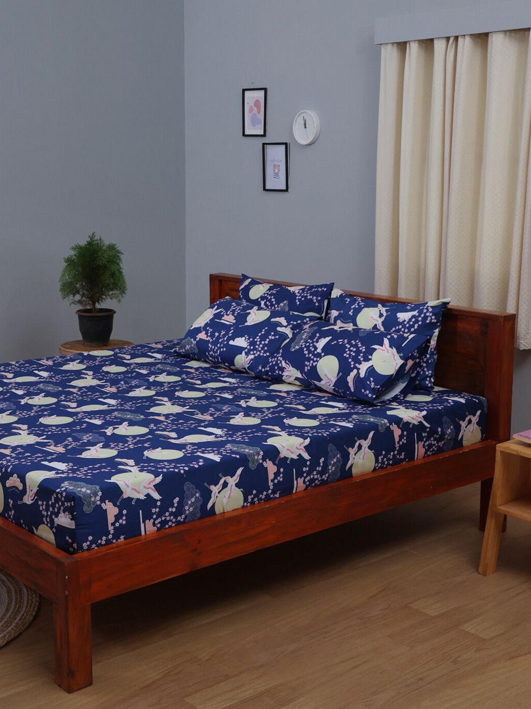 BLUE DAHLIA Printed 250 TC King Cotton Fitted Bedsheet with 2 Pillow Covers Price in India