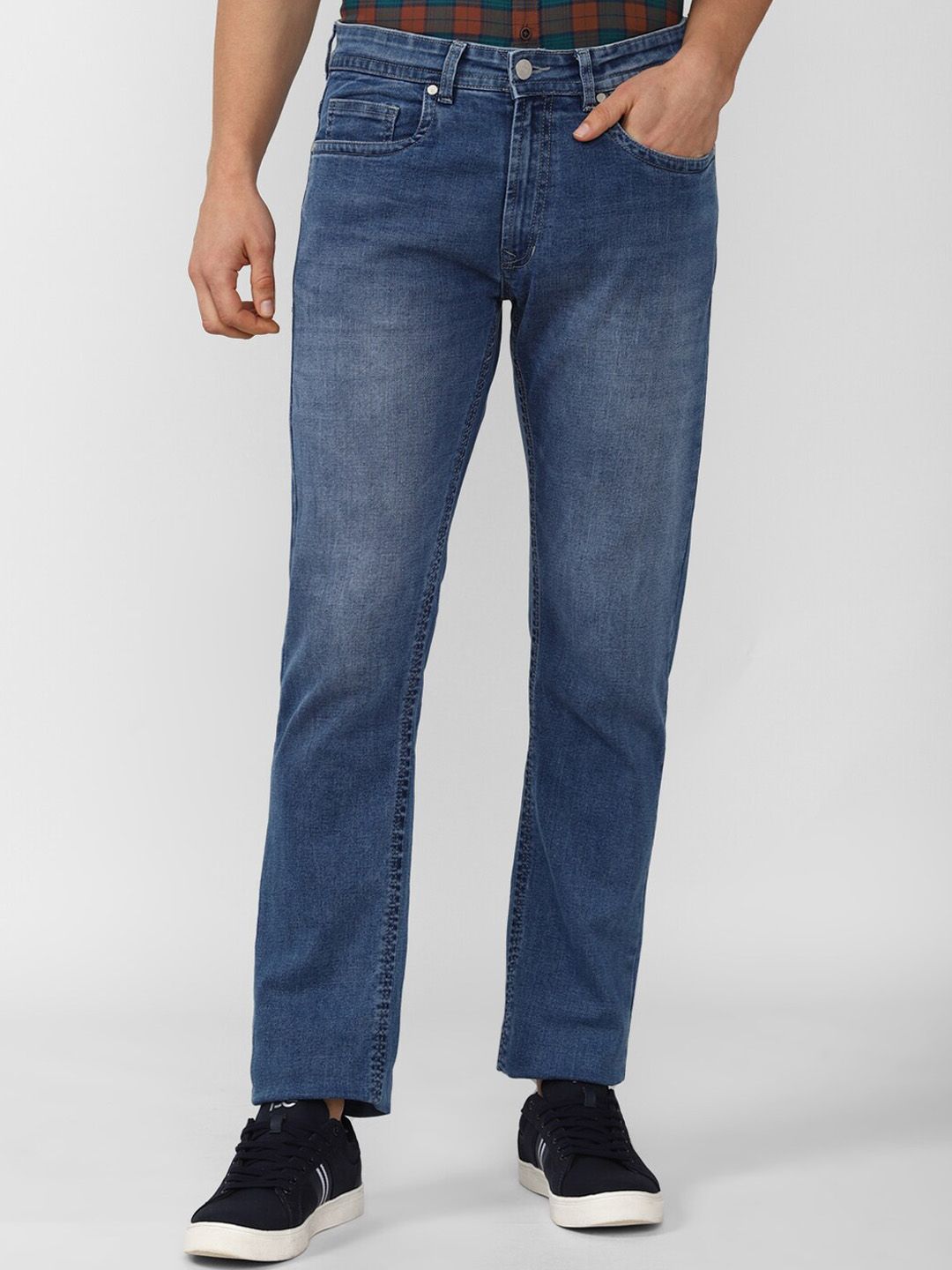 Peter England Casuals Men Blue Slim Fit Light Fade Jeans