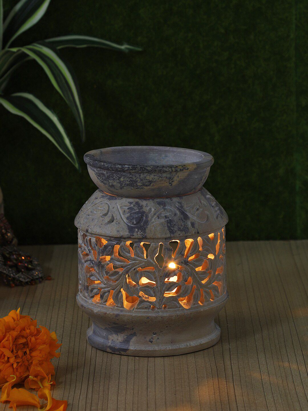 Aapno Rajasthan Stone Oil Diffuser Price in India