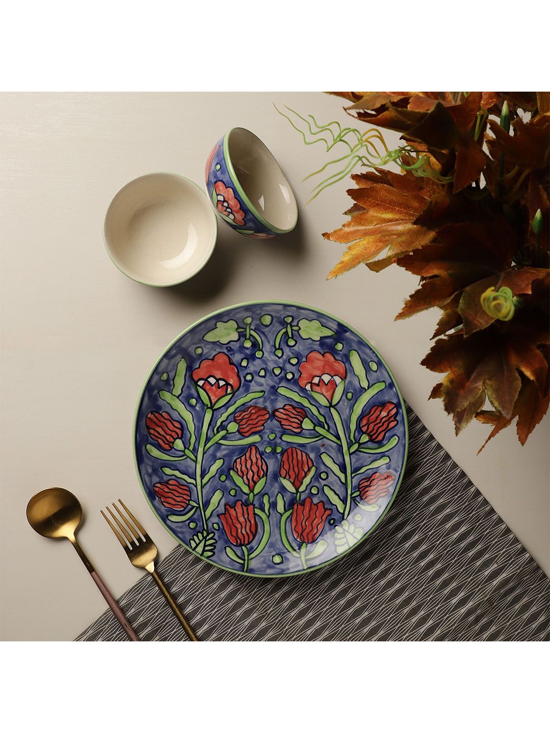 The Decor Mart Blue & Red 3 Pieces Hand Painted Printed Ceramic Glossy Dinner Set Price in India