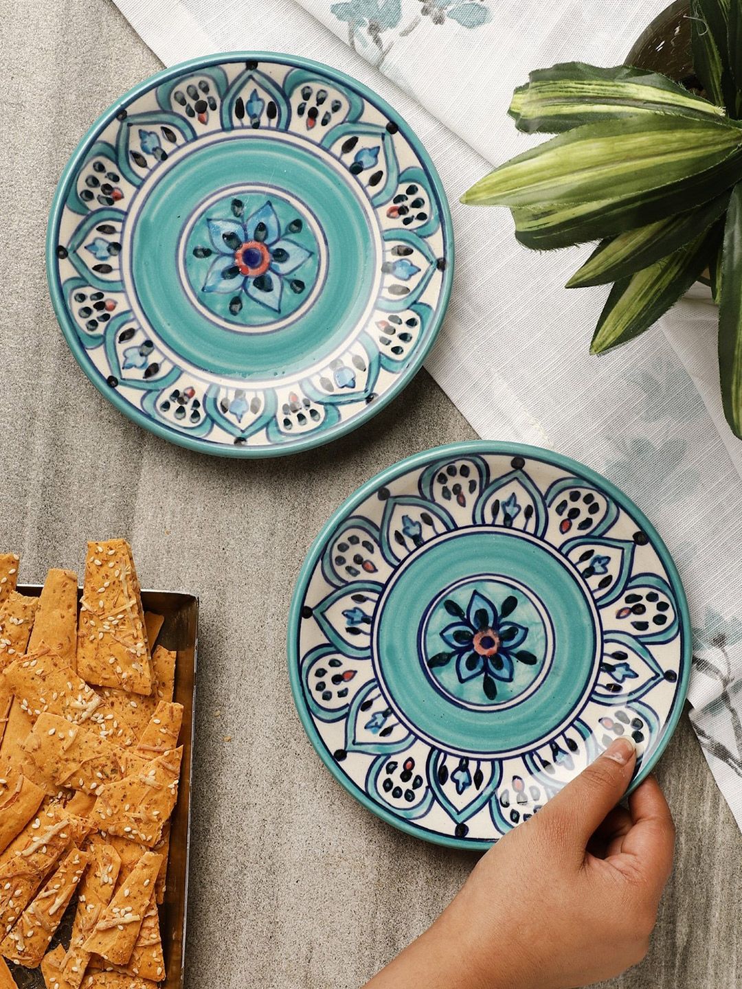 The Decor Mart Blue & Off White 2 Pieces Hand Painted Printed Ceramic Glossy Plates Price in India