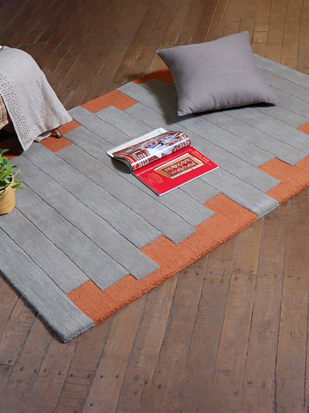 ZEBA Grey Solid Rectangular  Carpet Price in India