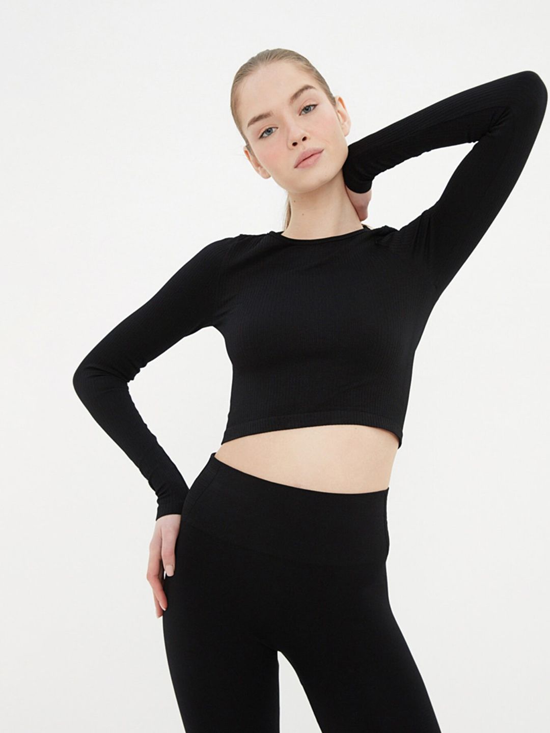 Trendyol Black Fitted Crop Top Price in India