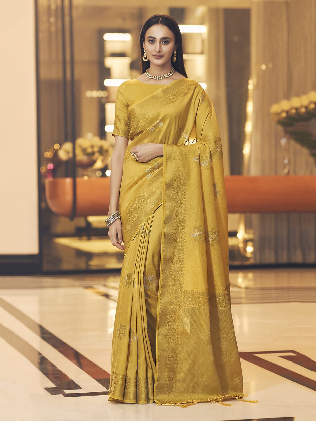 elora Yellow & Gold-Toned Woven Design Silk Blend Banarasi Saree Price in India