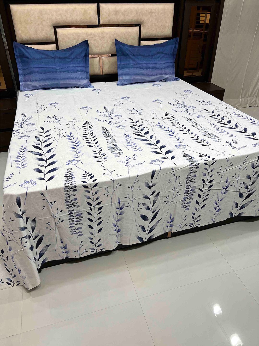 Pure Decor Floral Printed 400TC Superfine Pure Cotton King Bedsheet with 2 Pillow Covers Price in India