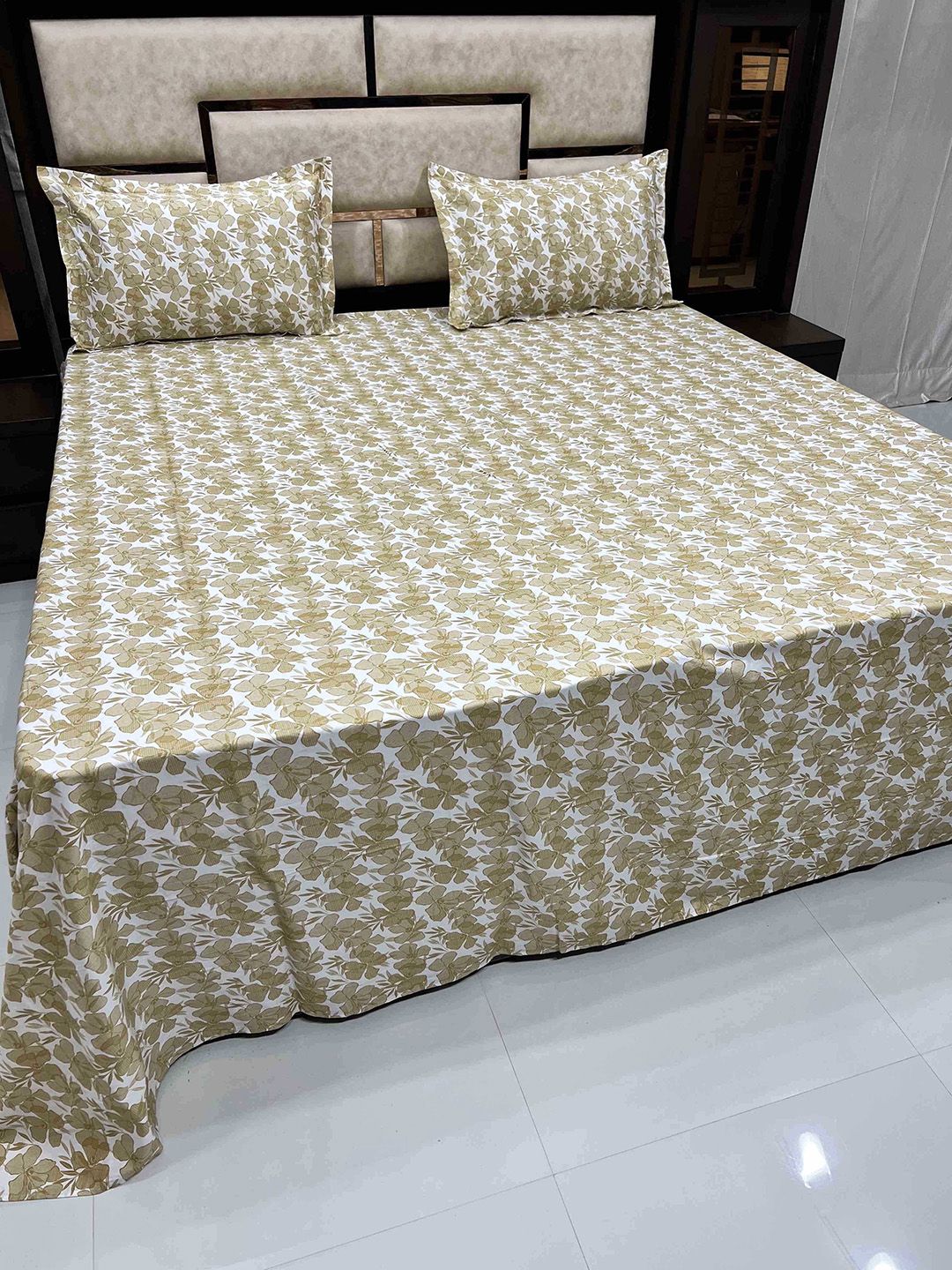Pure Decor Floral Printed 500TC Superfine Pure Cotton King Bedsheet with 2 Pillow Covers Price in India