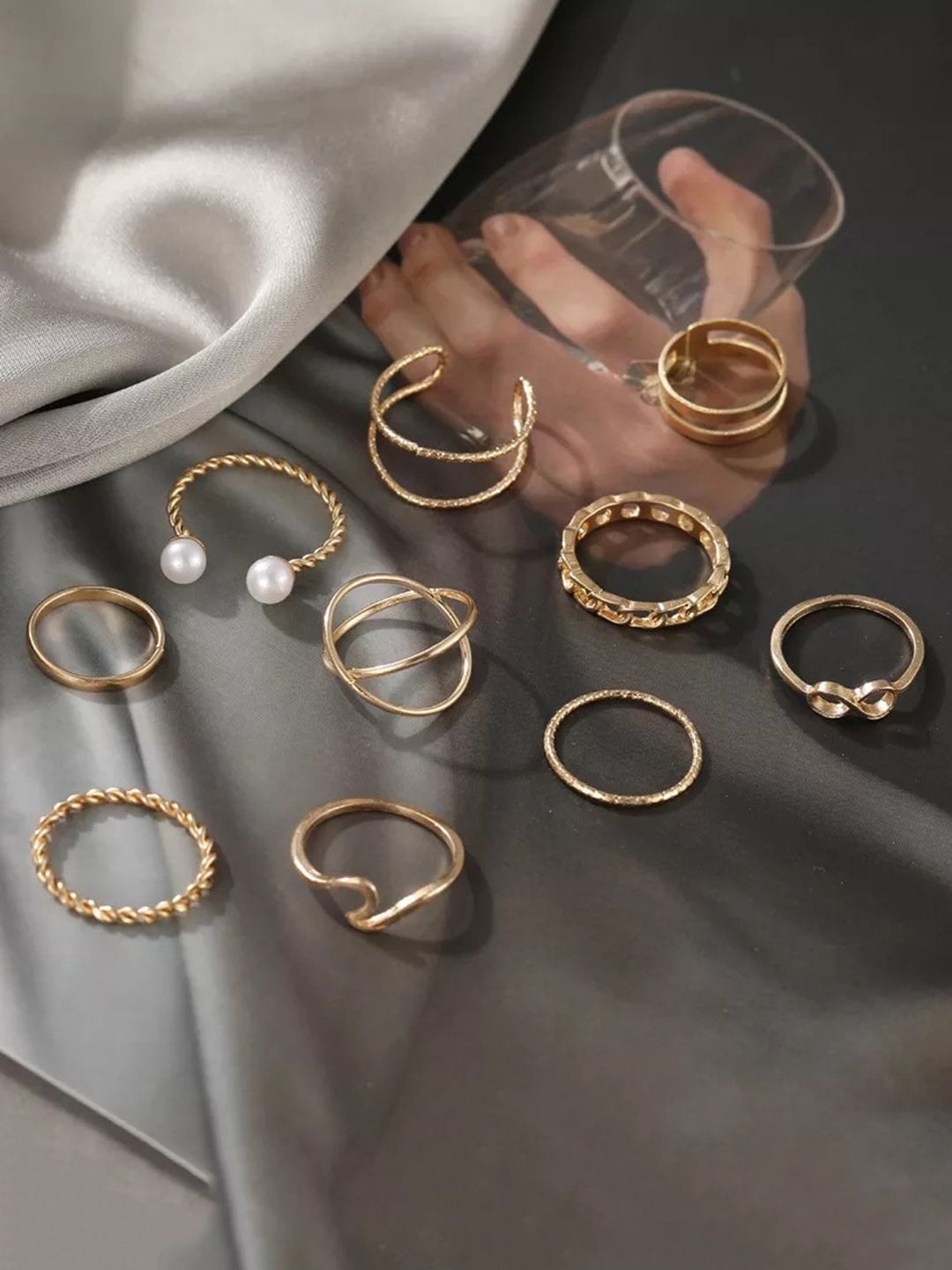 Pinapes Set Of 10 Gold-Plated Adjustable Finger Ring