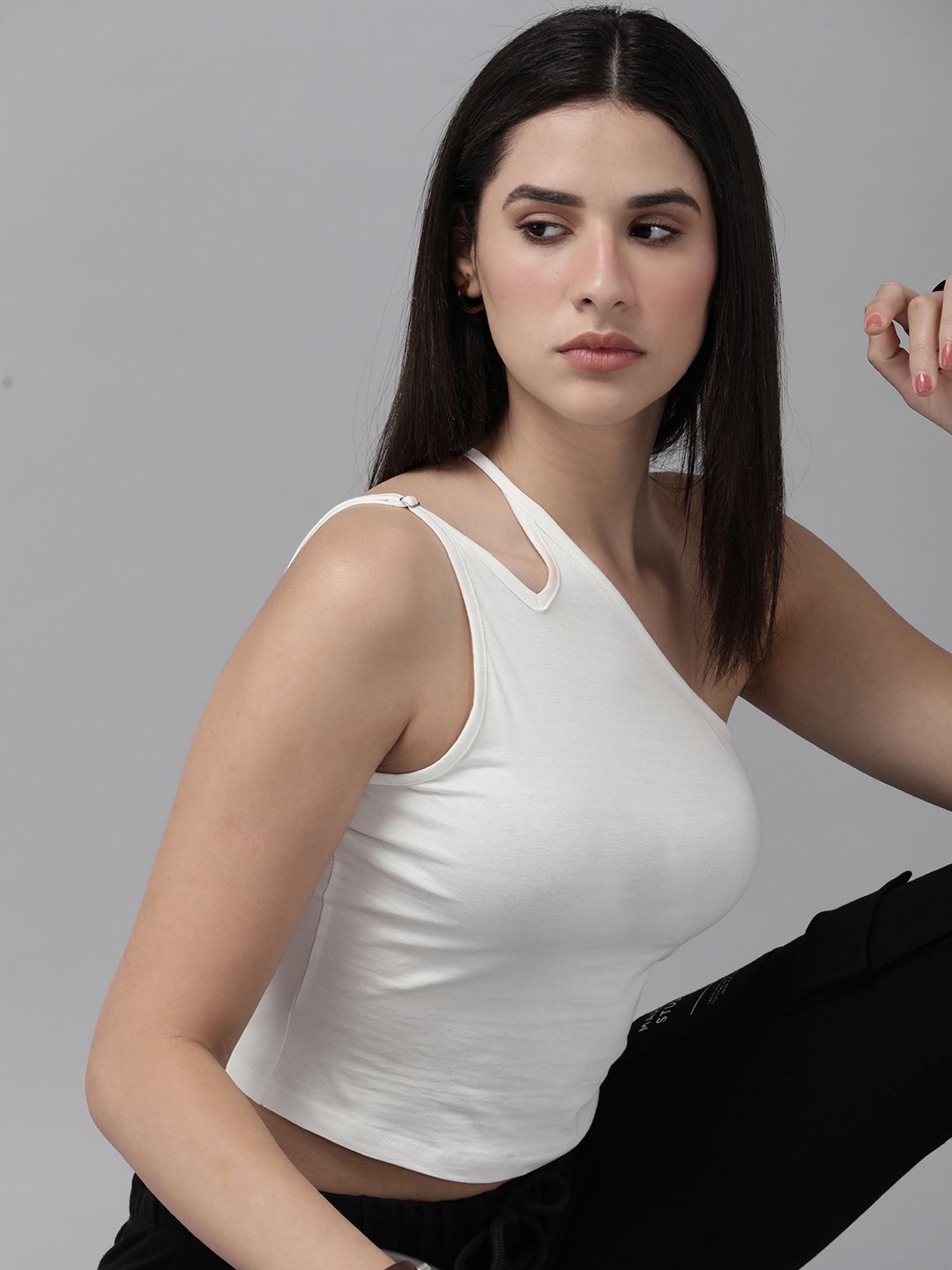 The Roadster Lifestyle Co. One Shoulder Fitted Crop Top Price in India