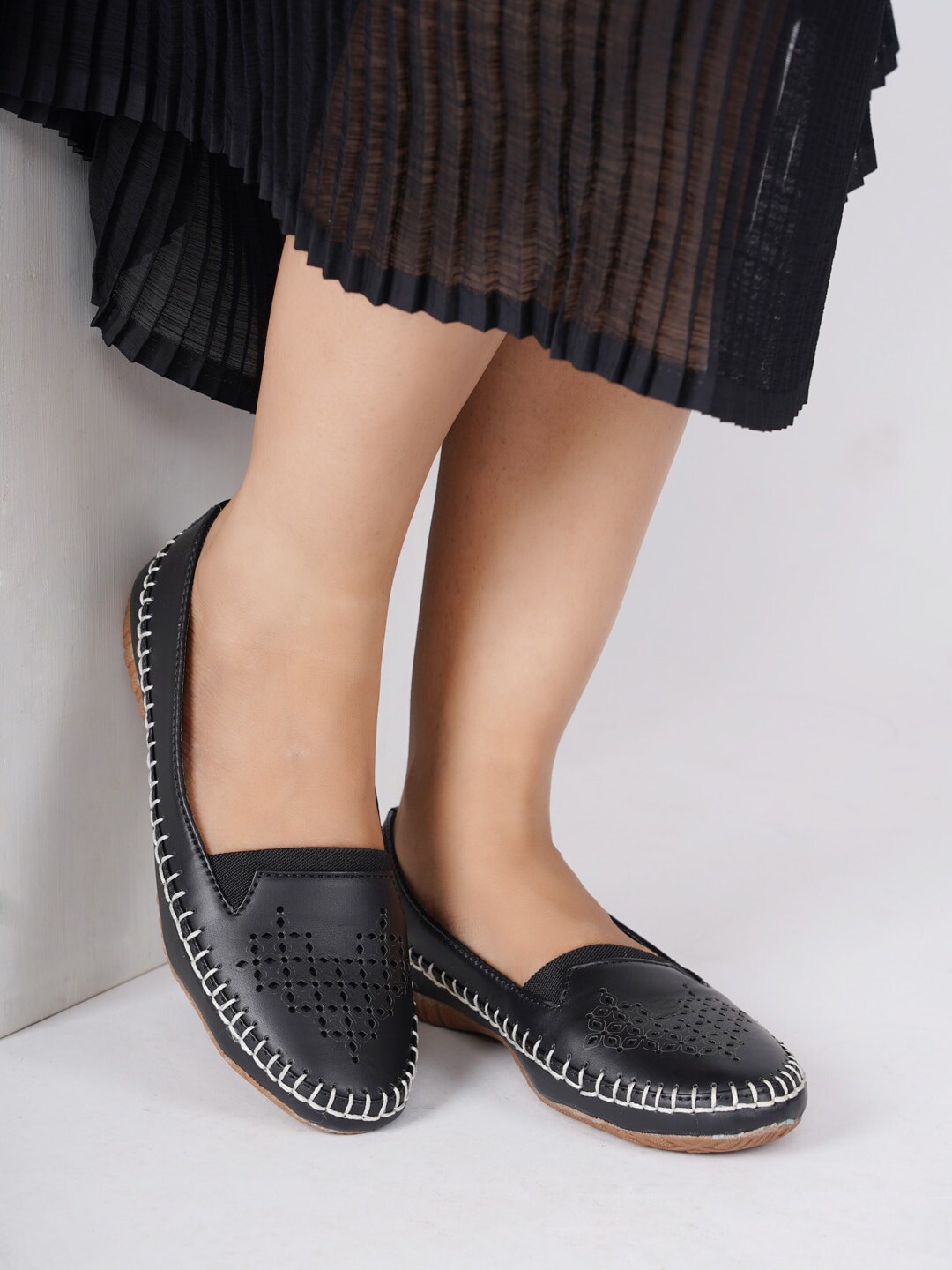 Style Shoes Women Black Ballerinas with Laser Cuts Flats Price in India