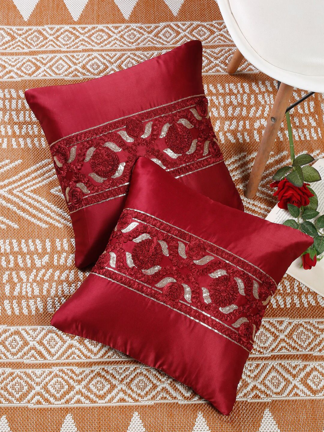 MULTITEX Set of 2 Embroidered Velvet Square Cushion Covers Price in India