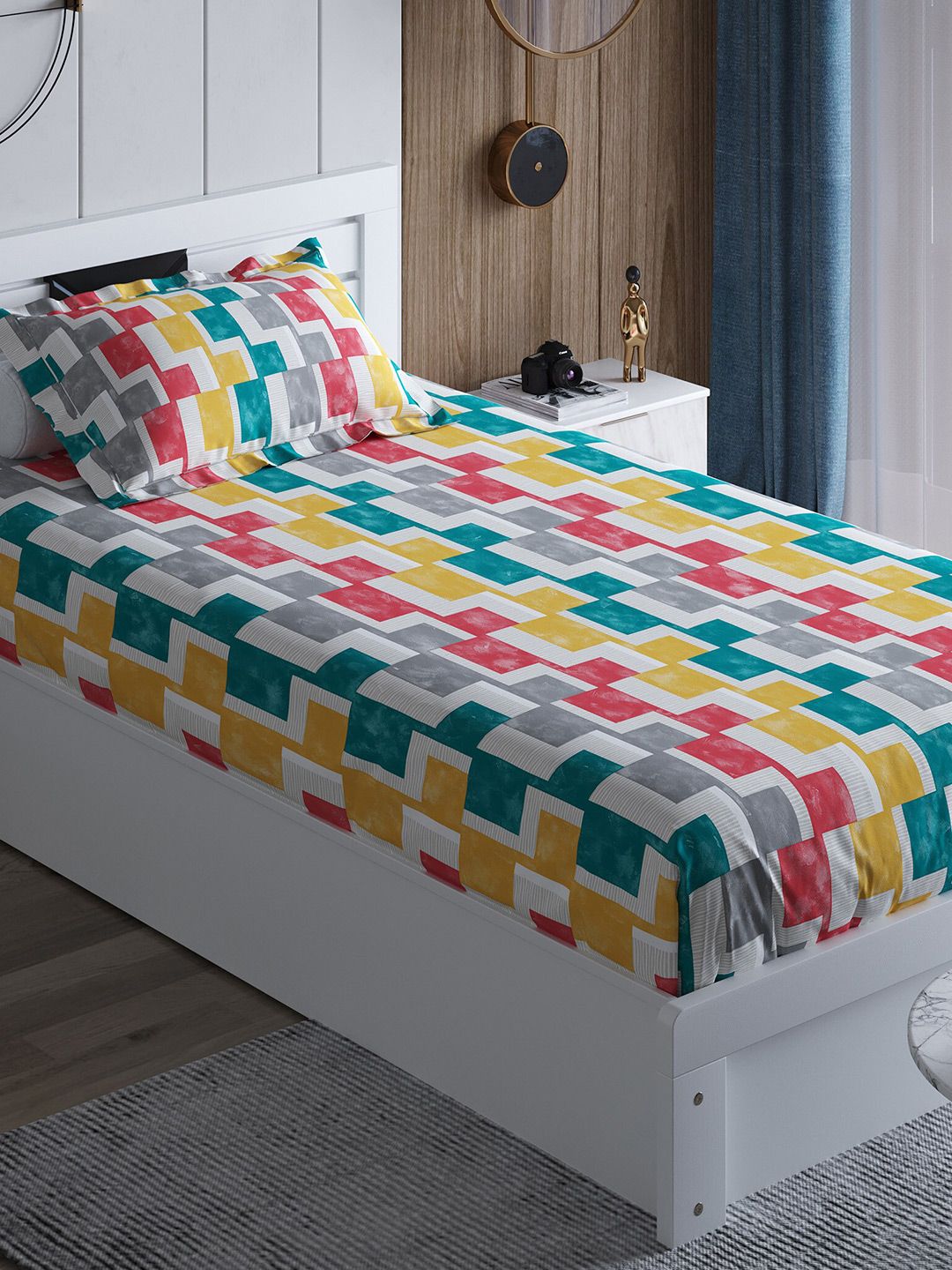 Home Centre Geometric 210 TC Single Bedsheet with 1 Pillow Cover Price in India