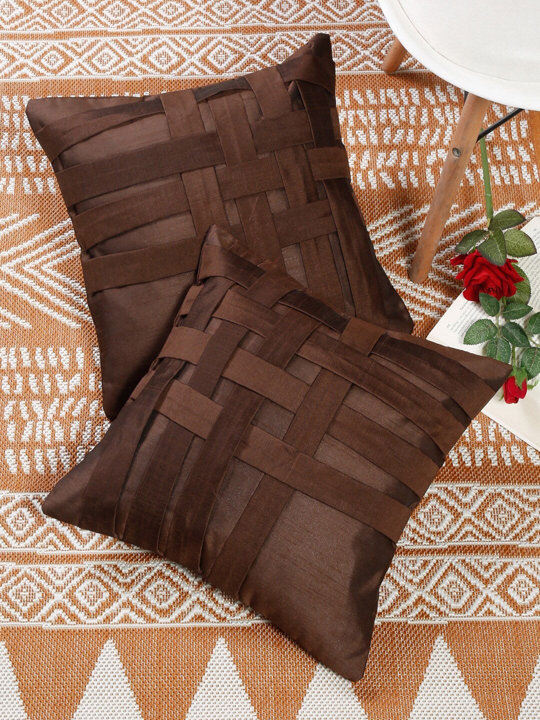 MULTITEX  Set of 2 Geometric Velvet Square Cushion Covers Price in India