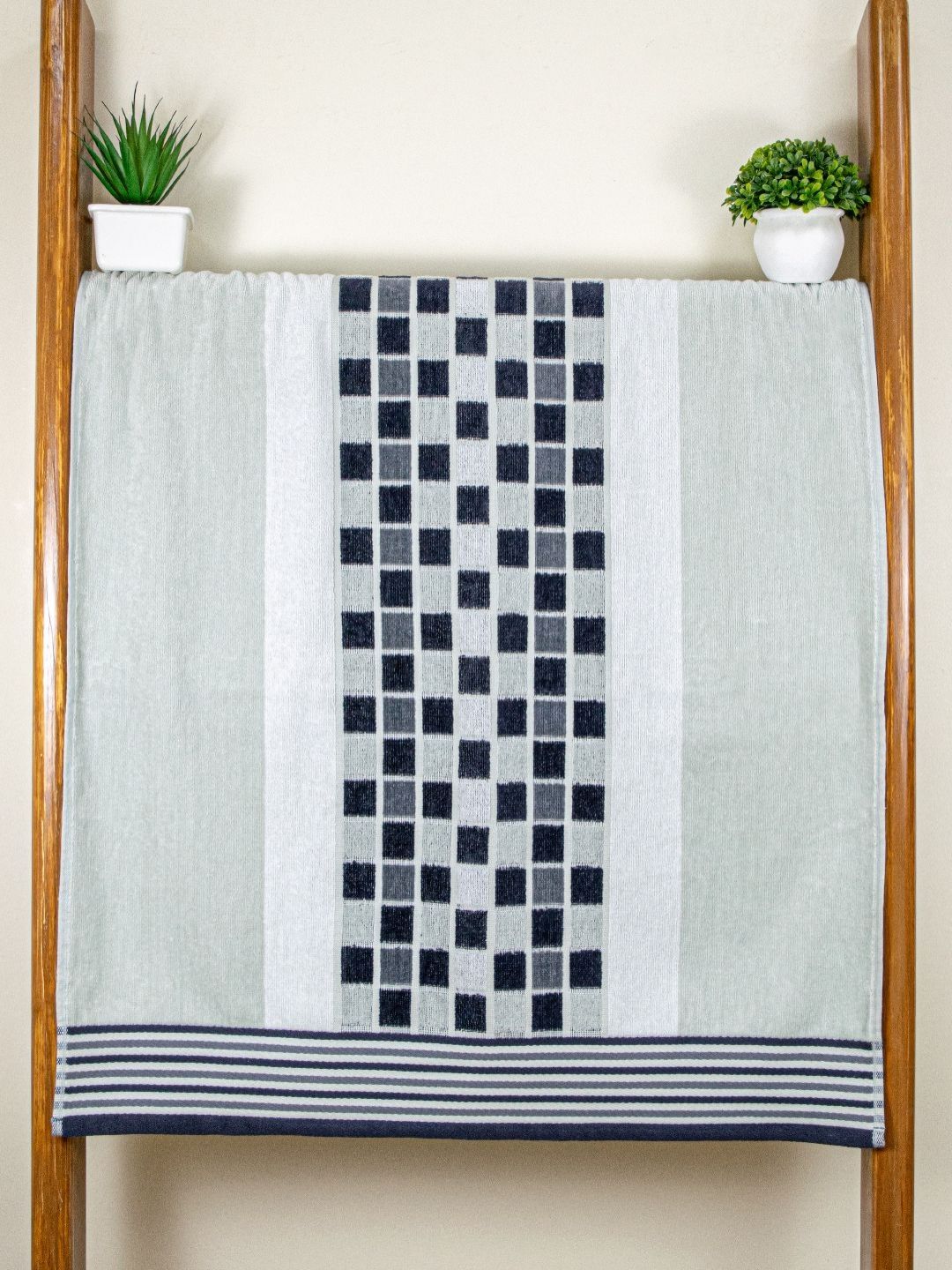 RANGOLI Green & Black Checked Printed Pure Cotton Towel Set 450 GSM