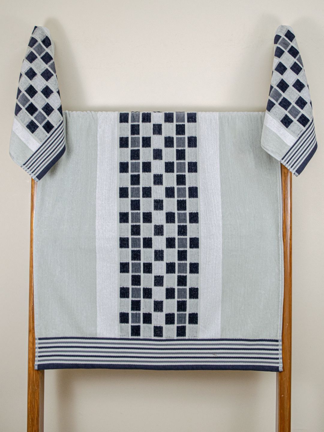 RANGOLI Green & Black 3 Piece Checked Printed Pure Cotton Towel Set 450 GSM