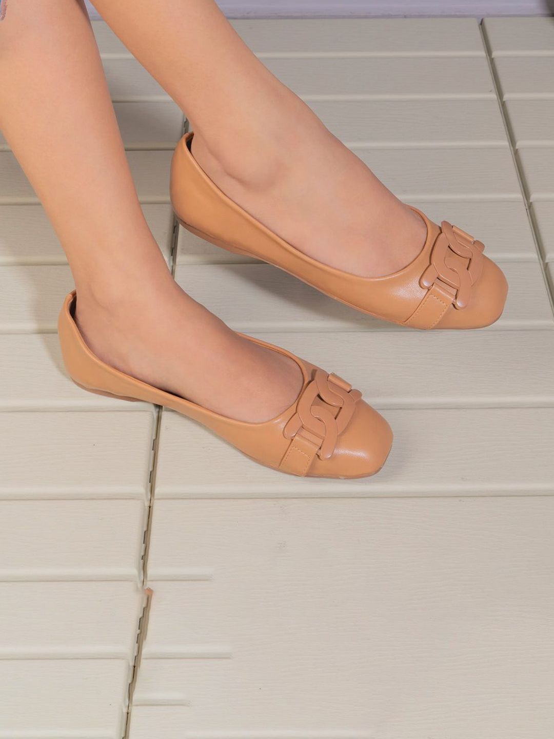 Tresmode Women Ballerinas with Buckles Flats