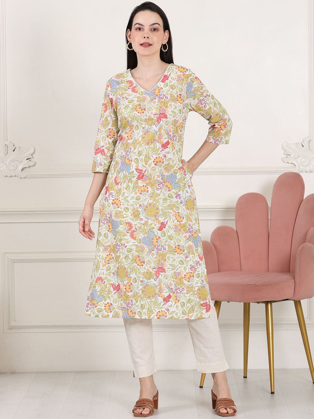 W W Women Floral Printed Sequinned Kurta