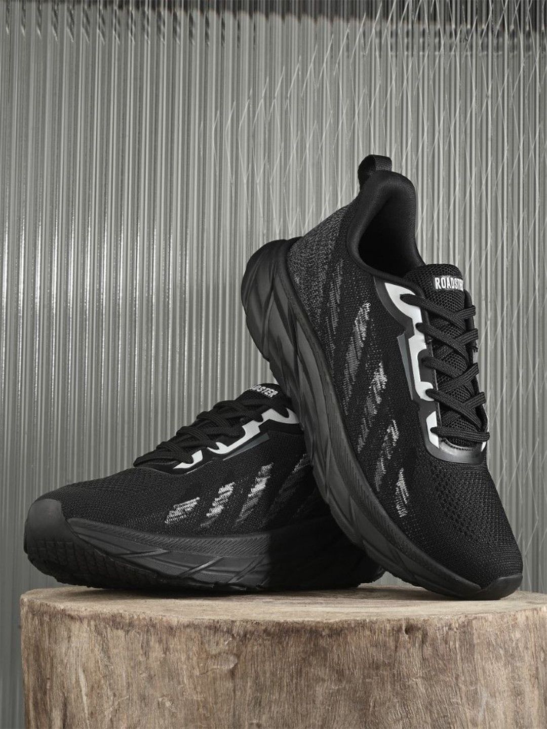 The Roadster Lifestyle Co Men Flyknit Running Walking Training Outdoor Lace Up Sports Shoe