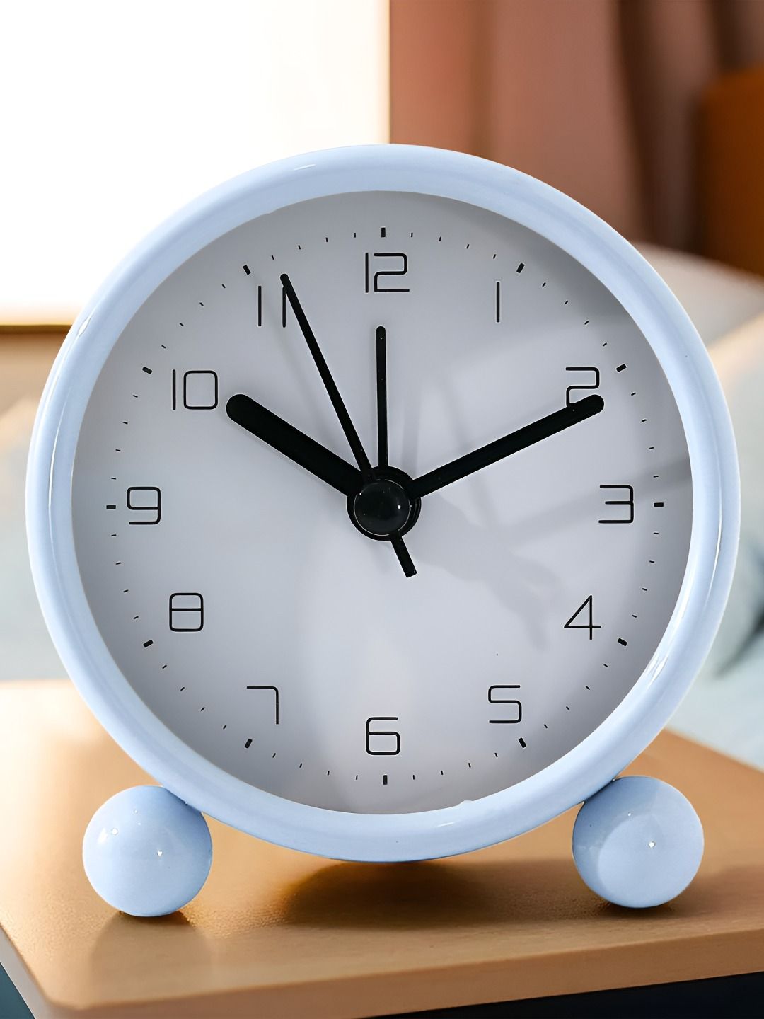 UMAI Blue Round Shaped Analogue Contemporary Alarm Clock