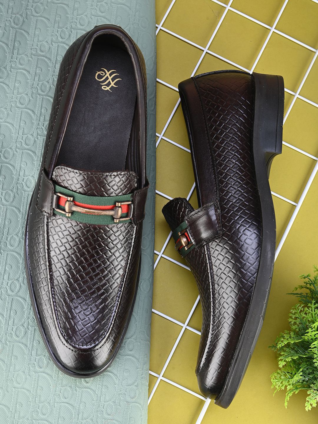 House of Pataudi Men Leather Textured Formal Loafers