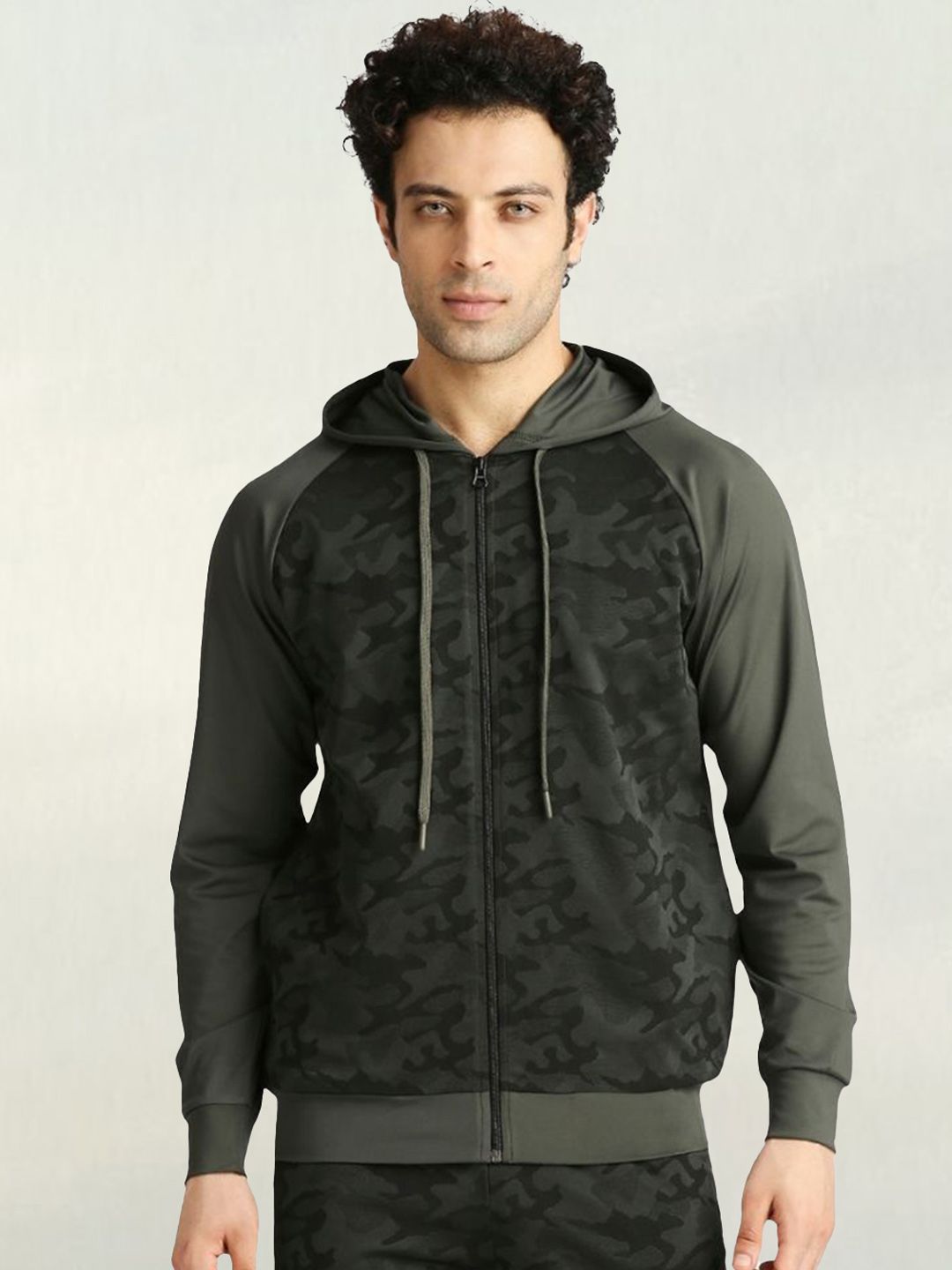 playR Men Camouflage Lightweight Jacket