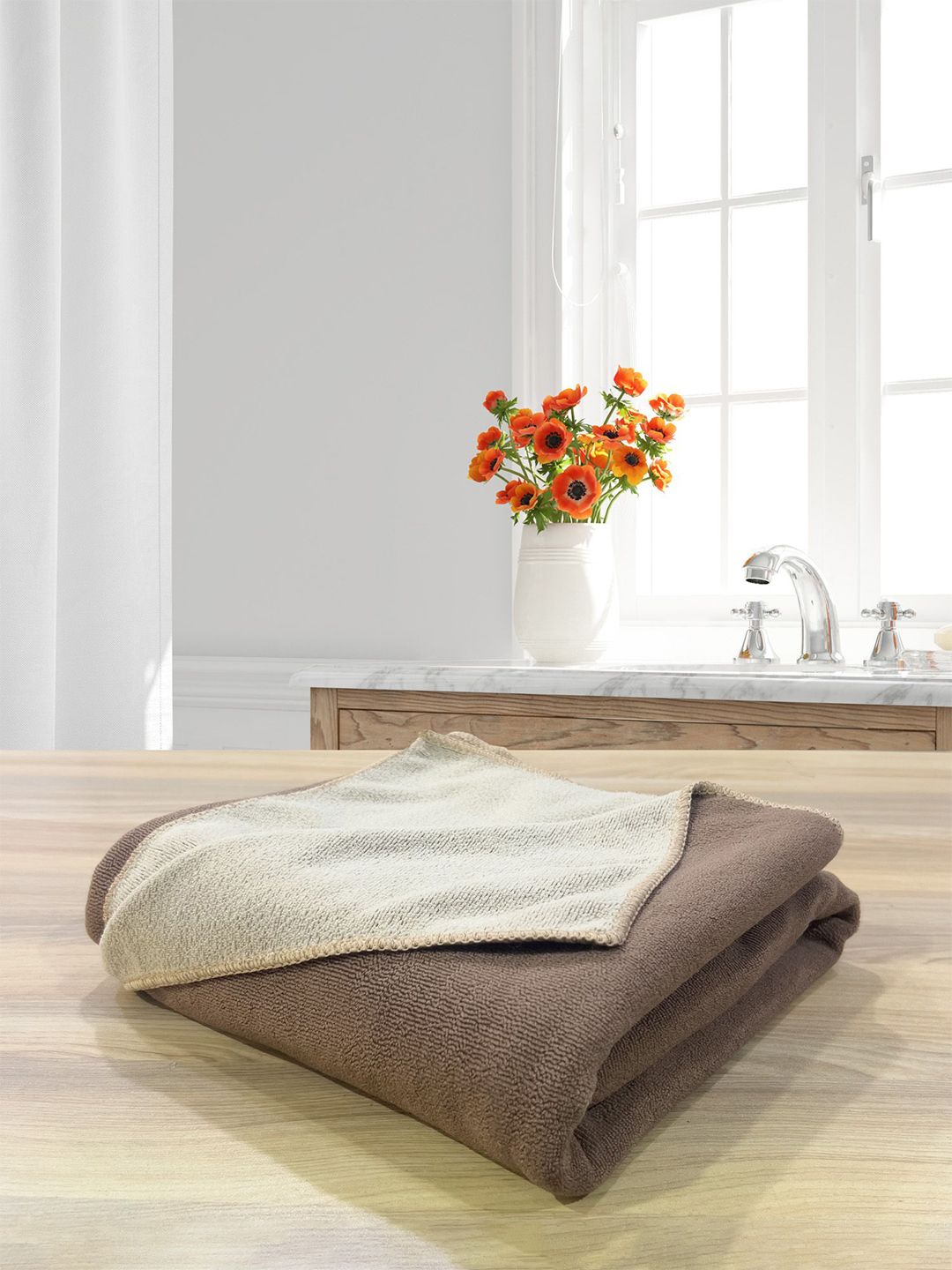 LABHAM Brown & White 450 GSM Reversible Bath Towel