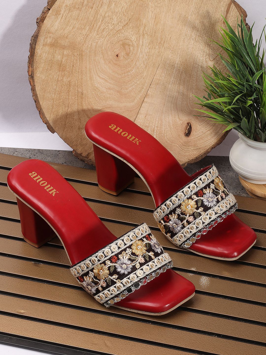 Anouk Women Textured Ethnic Bolck Heels Sandals