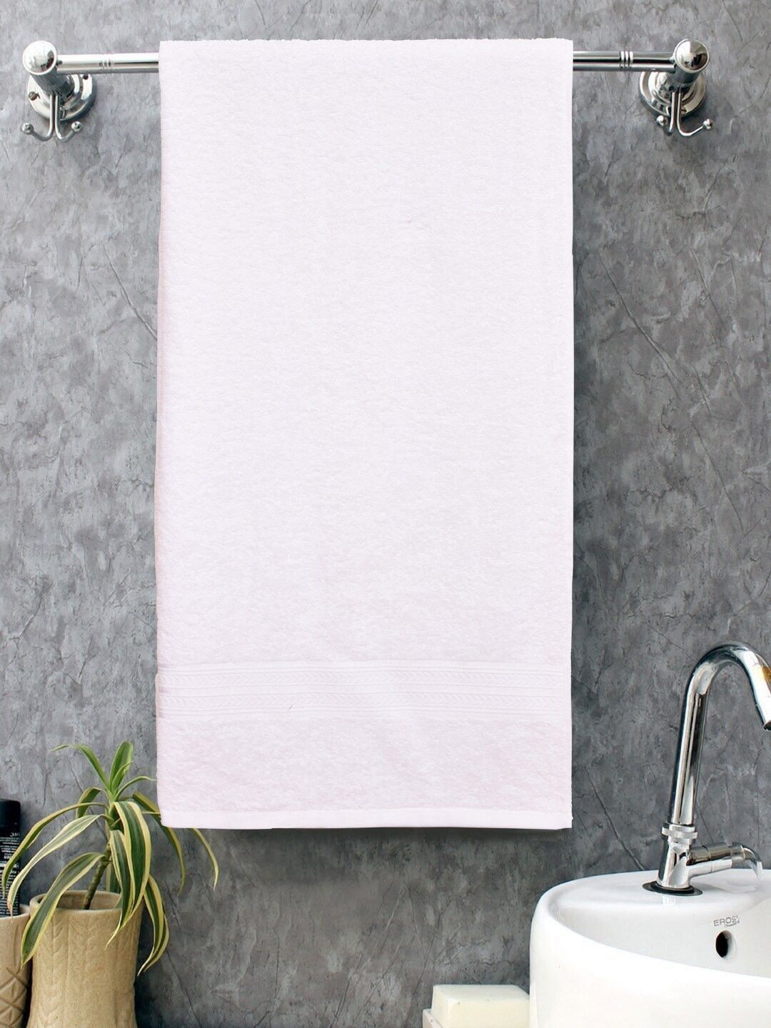BOMBAY DYEING Tulip White Pure Cotton 450 GSM Bath Towel