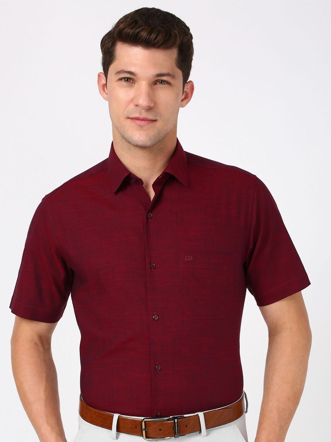 Peter England Peter England Men Spread Collar Solid Cotton Formal Shirt