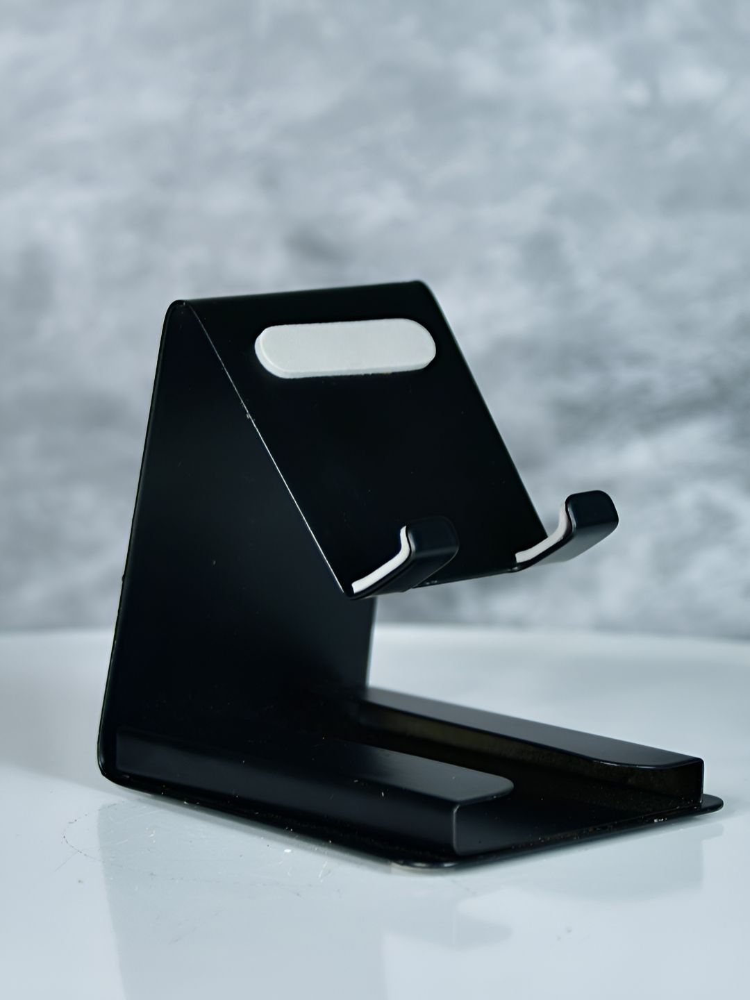 Sowpeace Black Back Case Phone Holder