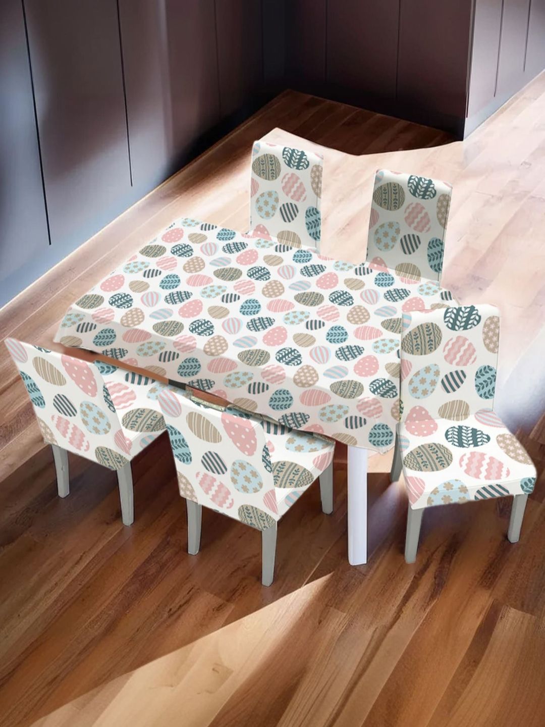 UMAI UMAI White & Green 7 Pieces Easter Egg Printed 6-Seater Chair Covers & Table Covers