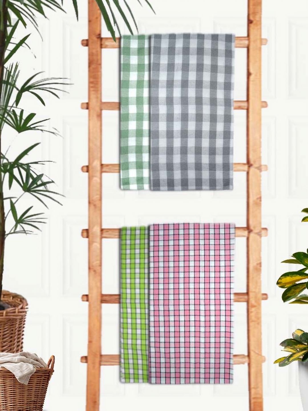 Aura Green & Pink 4 Pieces Printed Cotton 210 GSM Bath Towel