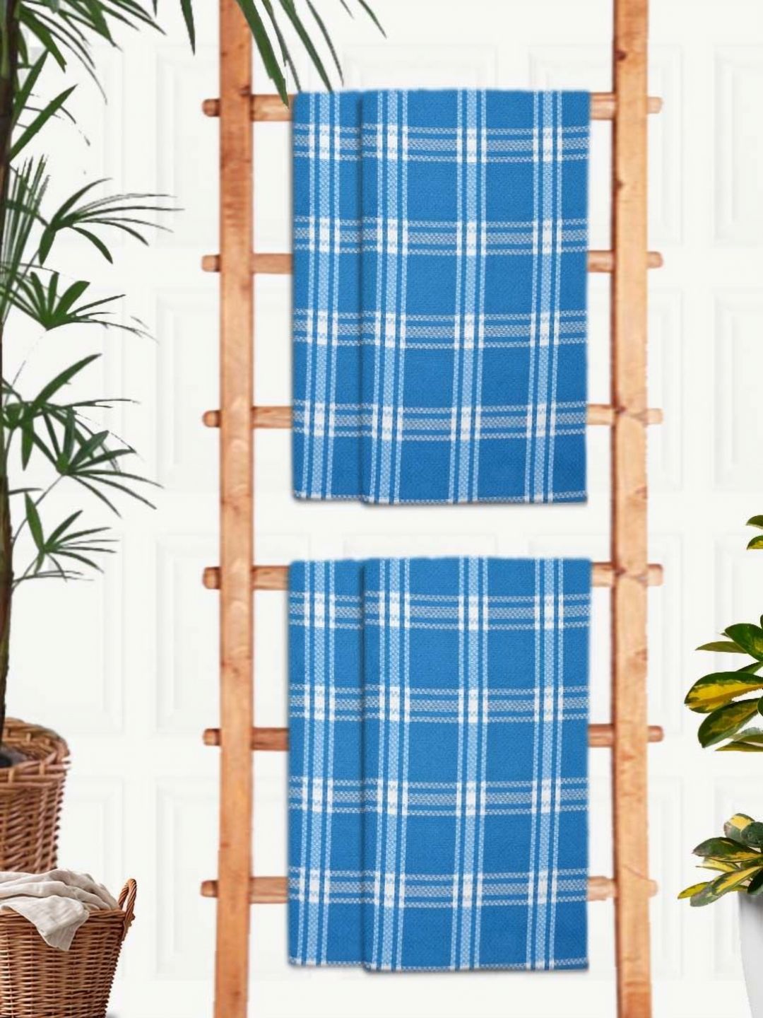 Aura Blue & White 4 Pieces Printed Cotton 210 GSM Bath Towel