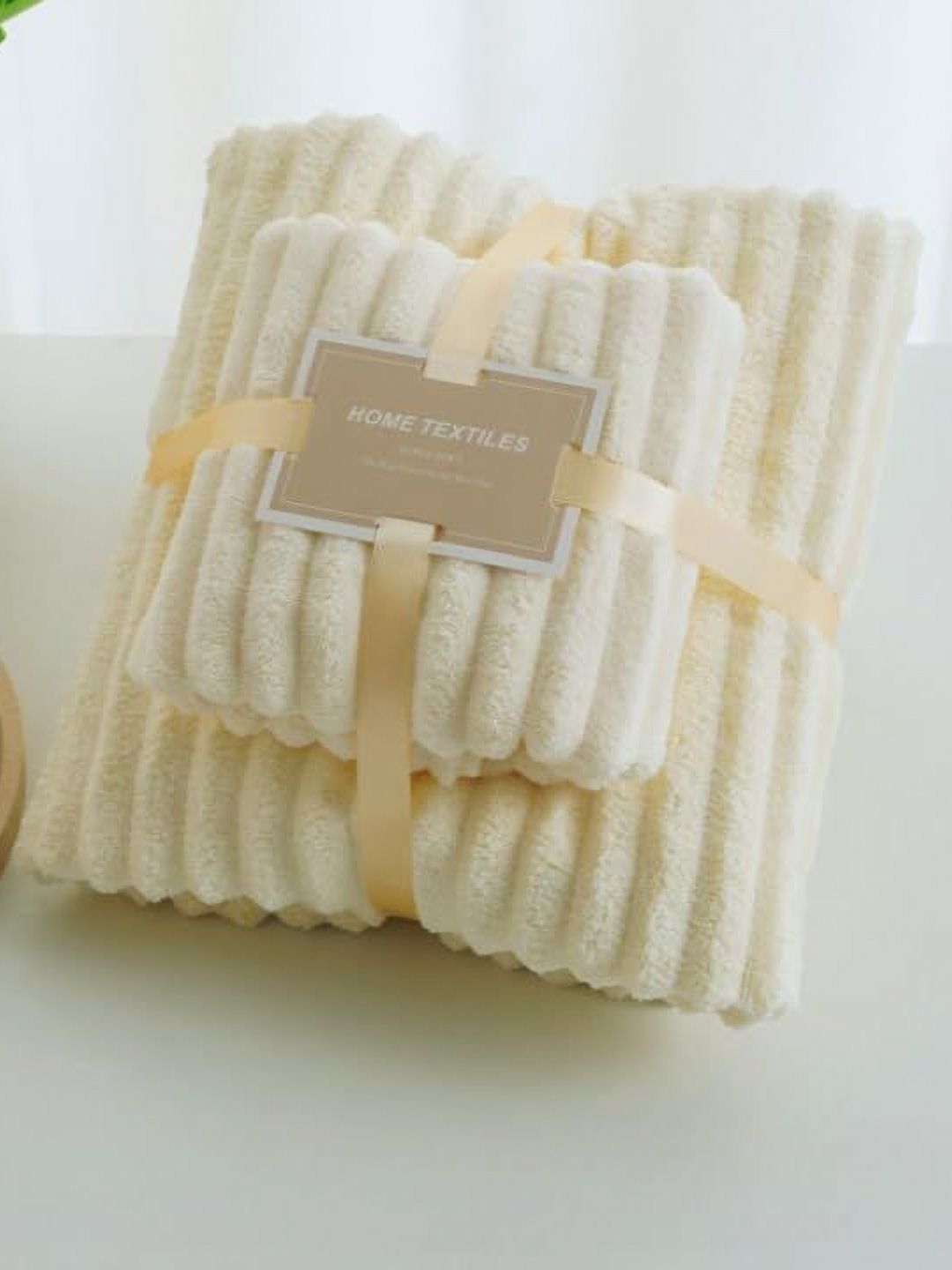 HomeCloud Cream-Coloured 2 Piece Cotton 400 GSM Towel Set