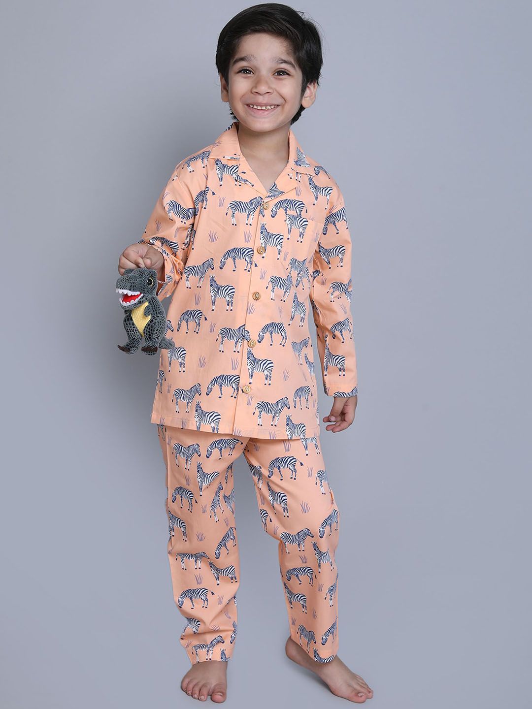 Little Clothings Boys Printed Night suit
