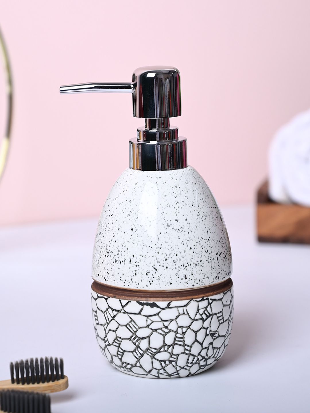 MARKET99 Off White & Grey Abstract Printed Glossy Ceramic Soap Dispenser