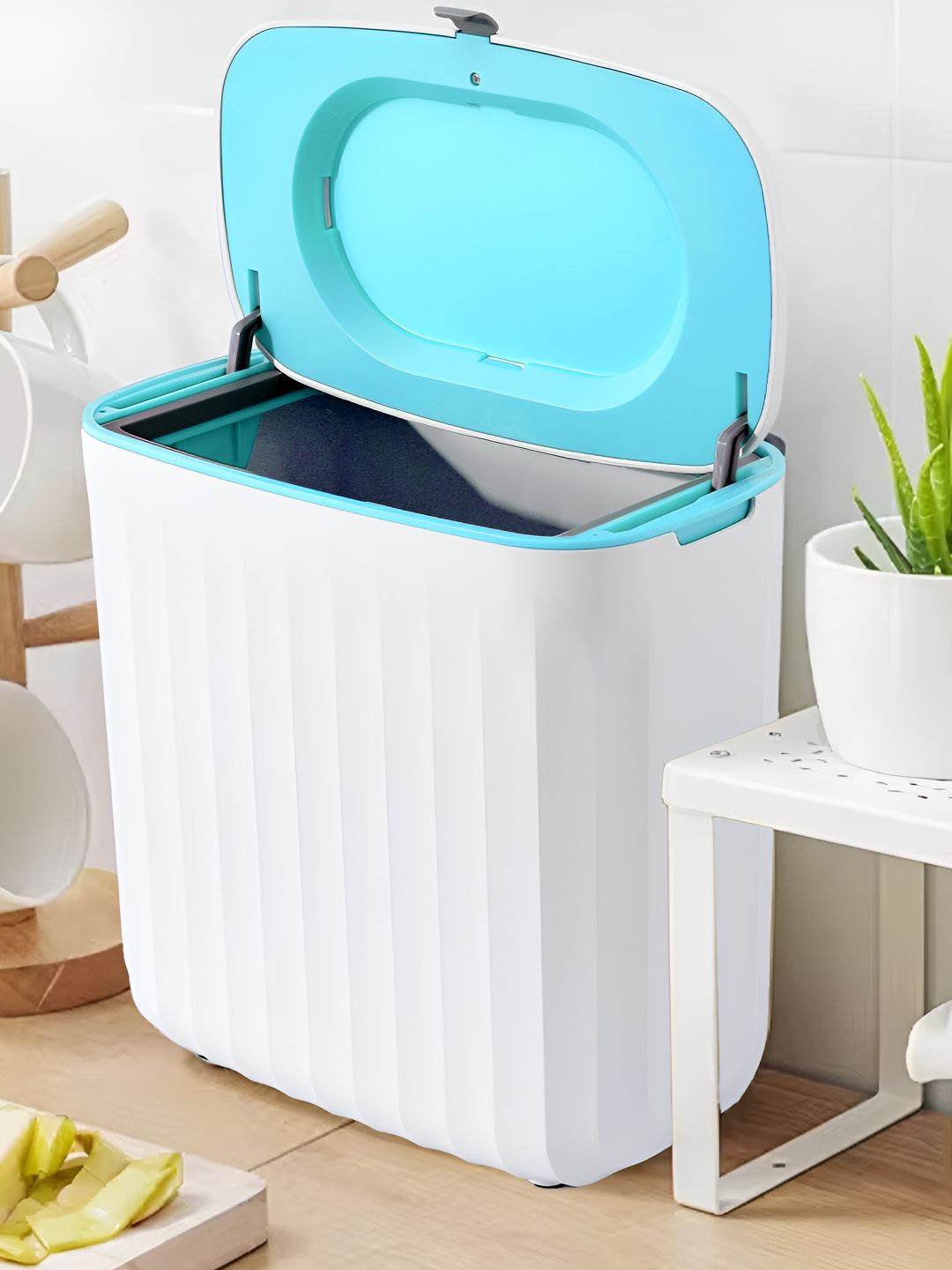 The Better Home White & Blue Hanging Dustbins With Lid 8 L