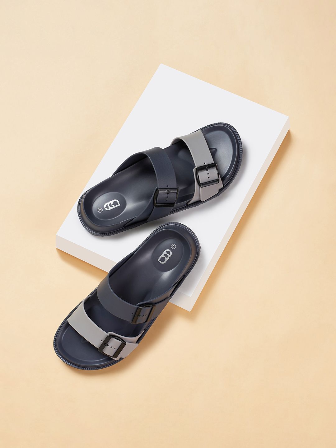 Ajile by Pantaloons EVA Men Sliders