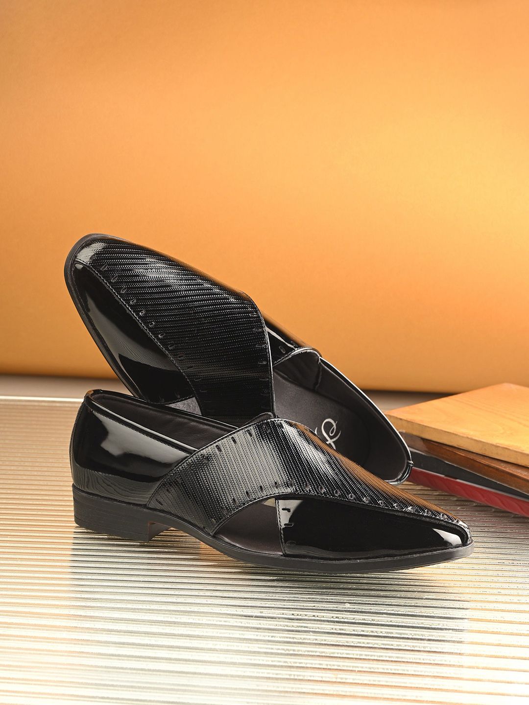 House of Pataudi Men Shoe Style Sandals