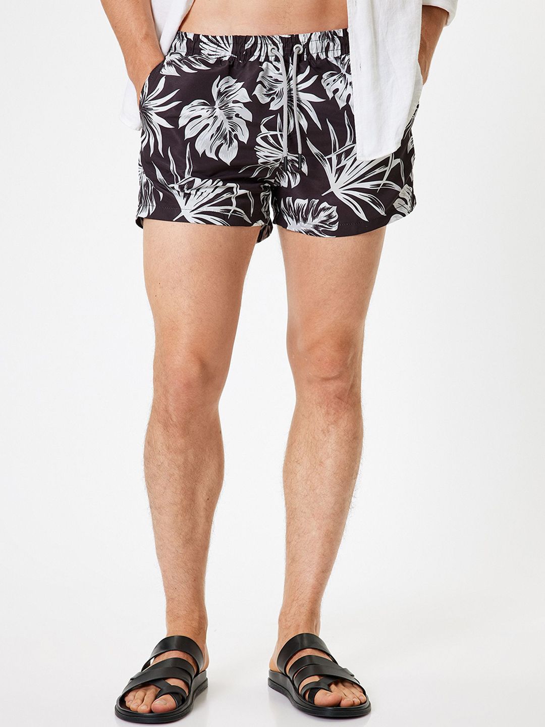 Koton Printed Mid Rise Shorts