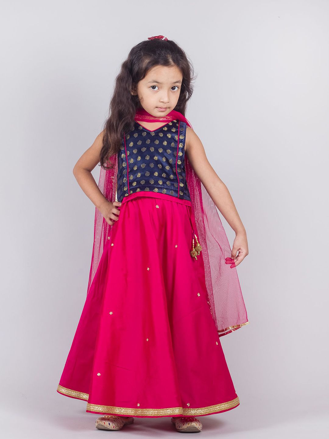 Tangerine Closet Girls Woven Design V-Neck Ready to Wear Lehenga & Blouse With Dupatta