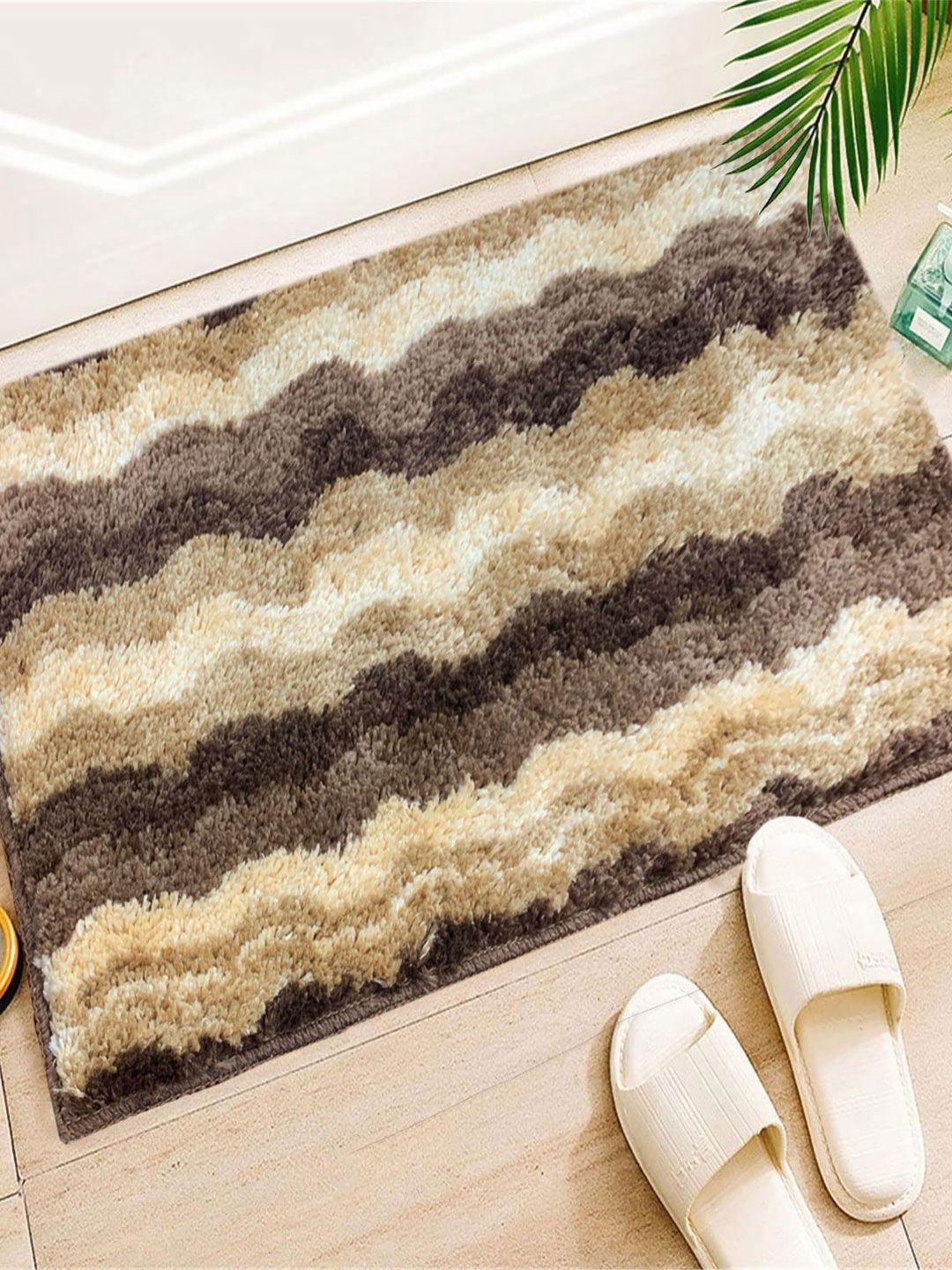 LUXEHOME INTERNATIONAL Beige & Brown Textured 1400 GSM Cotton Bath Rugs