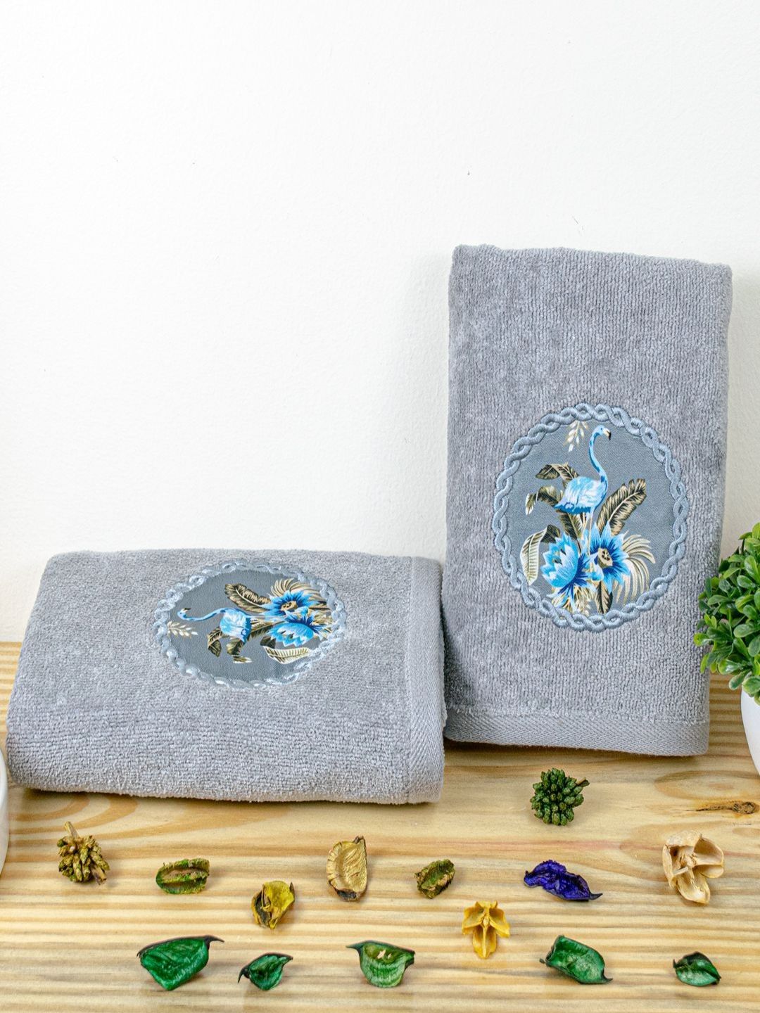 RANGOLI RANGOLI 2-Pcs Grey Printed Pure Cotton Highly Absorbent Hand Towel