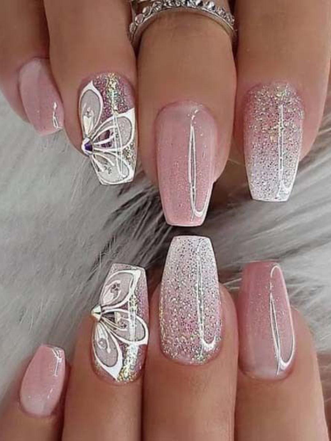 The Pink Truck Set Of 24 Artificial Reusable Nails With Glue-Pink Silver With Flower