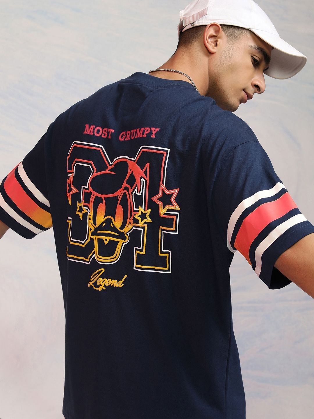 HIGHLANDER Disney Donald Duck Men Round Neck Oversized T- Shirt