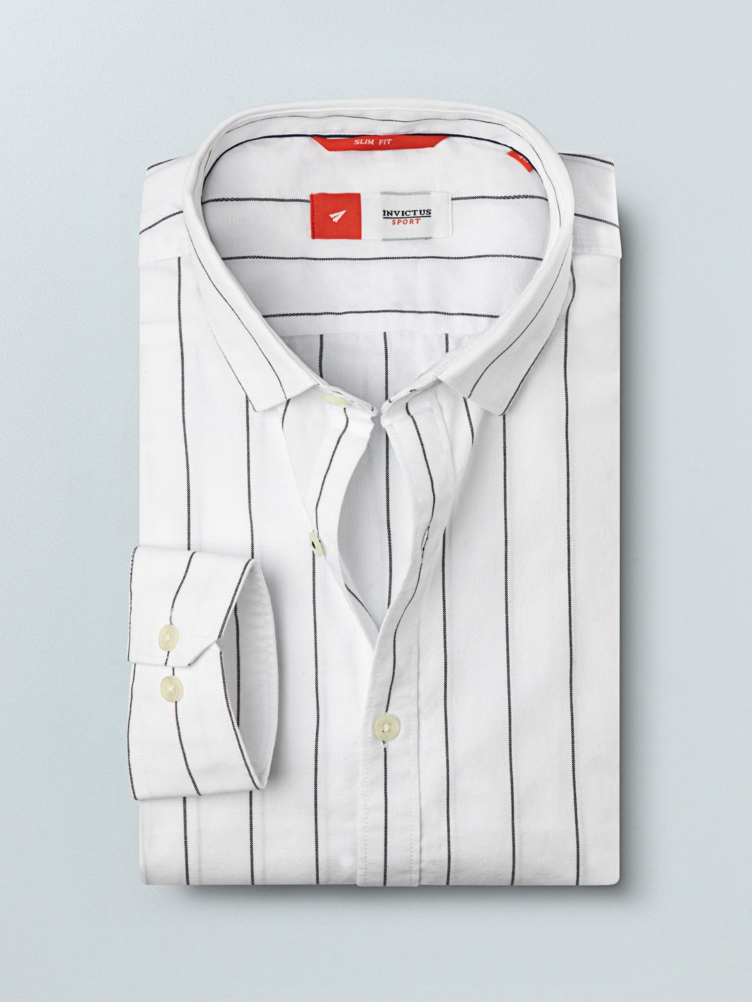 INVICTUS Men White & Black Slim Fit Striped Casual Shirt